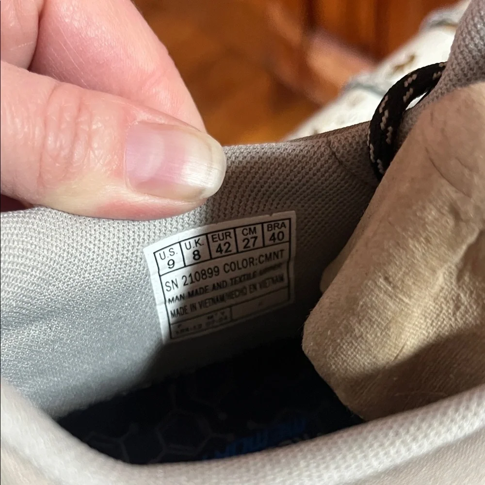 Skechers Men's Gray and Black Streetwear Sneakers